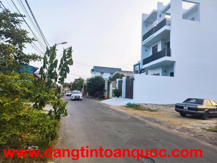 CHO THUÊ 130M2 NHÀ CẤP 4 MT ĐƯỜNG LIÊN ẤP 234