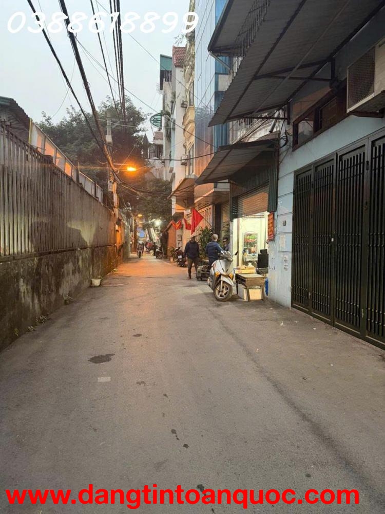 BÁN ĐẤT PHỐ NGUYỄN KHÁNH TOÀN 132M, MT 6M - GIÁ ĐẦU TƯ