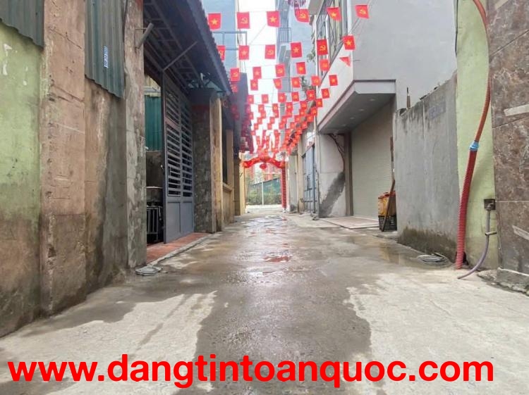 Chính chủ cần bán đất thổ cư 94,5m2  sổ đỏ riêng- số 15 ngõ 66 nguyễn lam