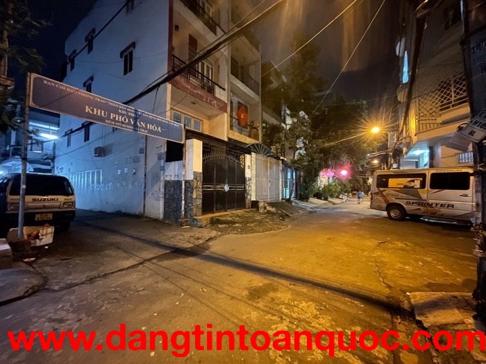 GIÁ 6,8 TỶ  6 PHÒNG NGỦ – 2 SÂN THƯỢNG – HẺM XE TẢI