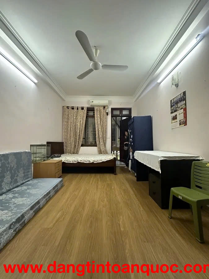 CHỦ BÁN ĐI ĐỂ CHIA TÀI SẢN 50m2 x 4 TẦNG - MẶT PHỐ KINH DOANH ĐỐNG ĐA , PHỐ THÁI THỊNH GIÁ 18,3 TỶ