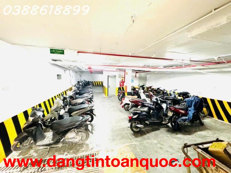 BÁN TOÀ CHDV VÕ CHÍ CÔNG 180Mx9T, MT8M– GARAGE Ô TÔ – DÒNG TIỀN 400 TR/TH