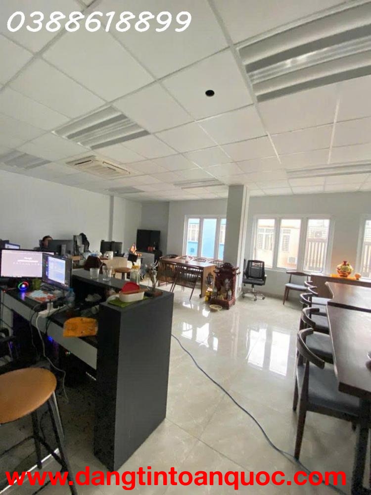 BÁN MẶT PHỐ ĐỐNG ĐA 97Mx9T, MT 11M - LÔ GÓC  - DOANH THU  2.4 TỶ / NĂM