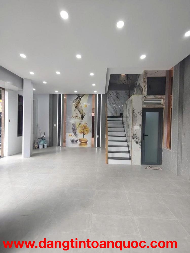 Bán nhà mới 2 Mặt tiền  Quách Đình Bảo - gần Hiền Vương, 6,3x6,5m, 4 Tầng - 3PN, 9,2 tỷ.