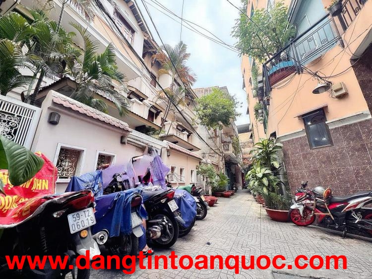 CHÍNH CHỦ XƯA BÁN NHÀ 2 TẦNG CŨ- MẶT TIỀN HXH Đ.CÔ GIANG, QUẬN 1- NGANG LỚN 5,7M*16M VUÔNG VỨC- DÒNG