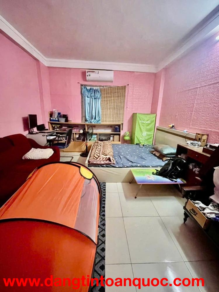 HOT NHÀ ĐẸP- GIÁ TỐT BÁN NHÀ 5 TẦNG FULL NỘI THẤT VỀ Ở NGAY tại quận Hoàng Mai ,TP Hà Nội