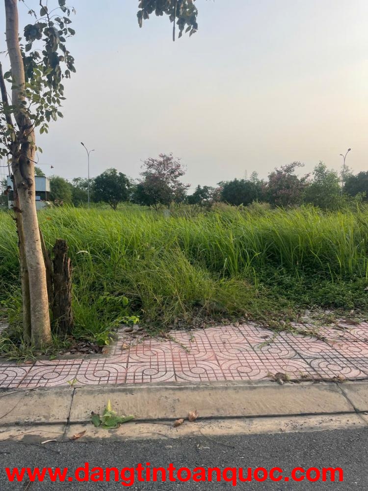 CẦN BÁN GẤP LÔ ĐẤT 78M2 KĐT LÀNG SEN VIỆT NAM – MẶT TIỀN TỈNH LỘ 10 – SỔ HỒNG RIÊNG – GIÁ CHỈ 1,7 TỶ