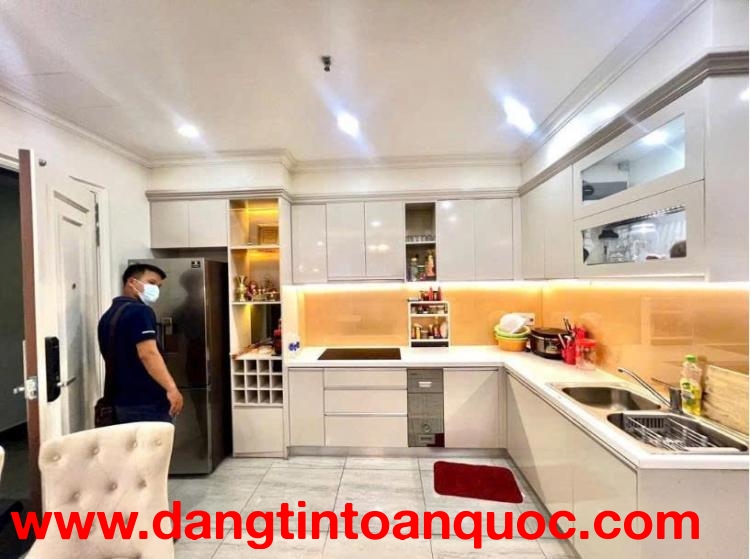 Chính chủ bán căn góc 2pn 68m2 Biconsi Tower – thoáng mát, view đẹp, giá tốt.