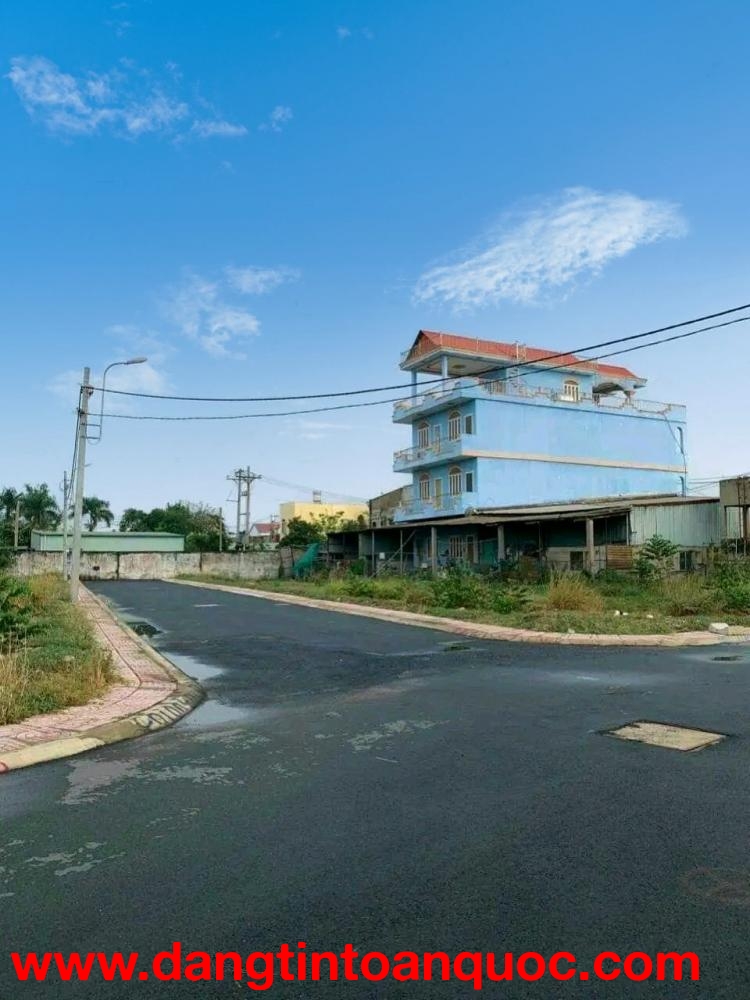 CẦN BÁN 80M2 ĐẤT THỔ CƯ ĐƯỜNG NHỰA XE TẢI TẬN ĐẤT