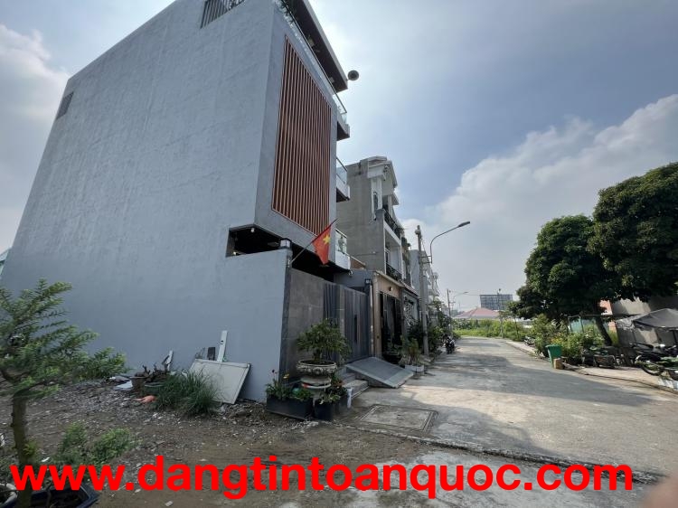 CẦN BÁN 224M2 ĐẤT THỔ CƯ ĐƯỜNG NHỰA XE TẢI TẬN ĐẤT