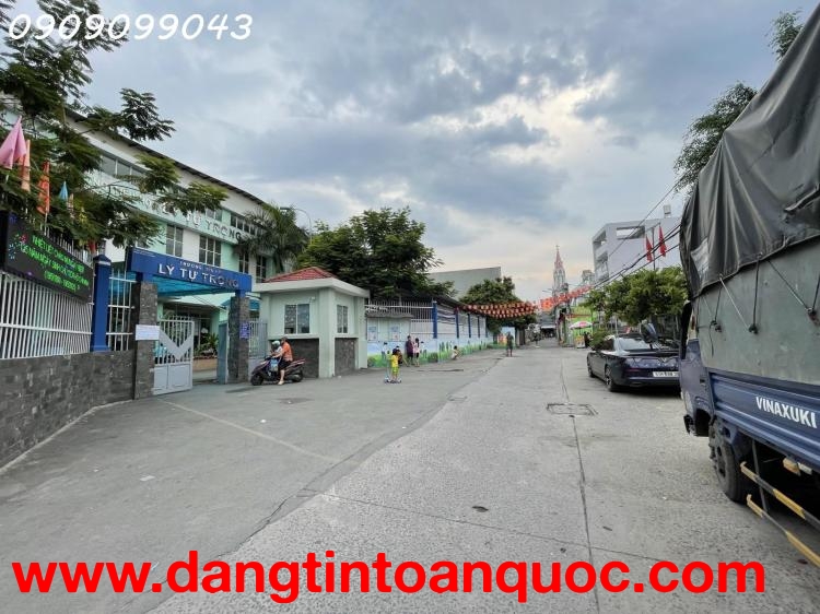 NHÀ BÁN 5.15x14.5 VUÔNG A4-3 TẦNG BTCT HOÀN CÔNG ĐỦ
GẦN HXH TRÁNH-SÁT VÁCH TÂN BÌNH-ĐANG-GÀN NHÀ GA 