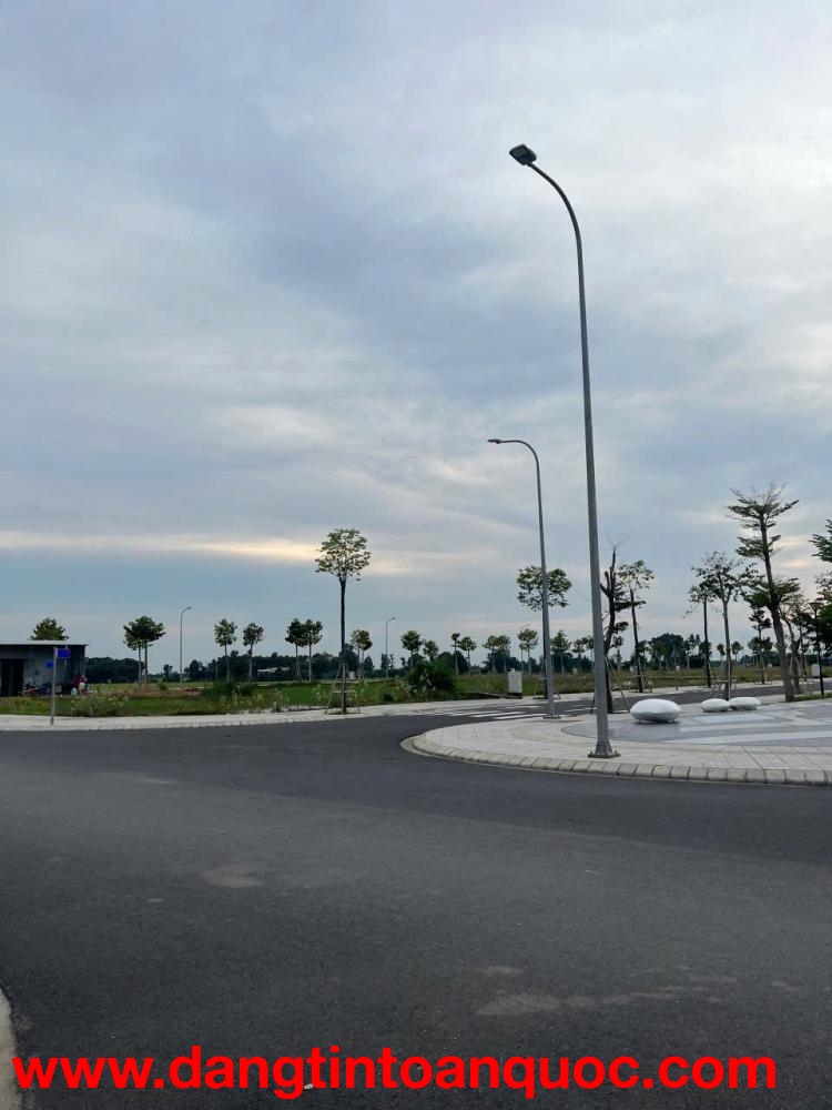 Bán Đất quốc lộ 62 phường Kiến Tường  ( Phường 3 thị xã Kiến Tường - Long An)