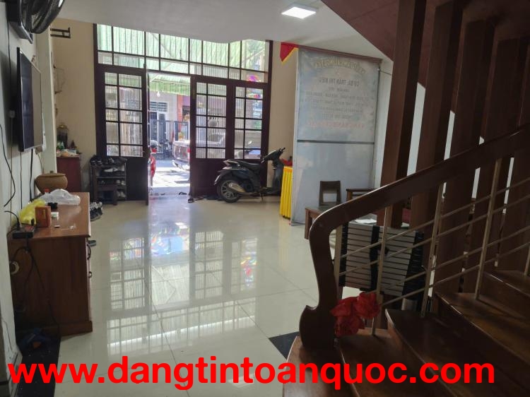 ► MT đường 5.5m gần Chợ Hòa Cường, 73m2, ngang 5.2m, 4 tầng đúc,9.1 tỷ