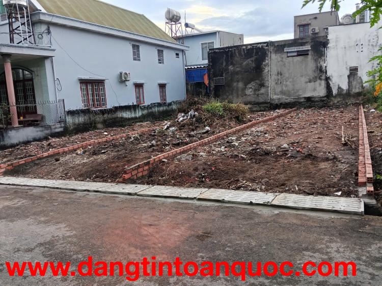 HÀNG MỚI RA LÒ – TRUNG TÂM TRẢNG BOM