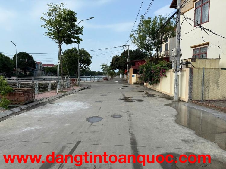 Bán 82m2 đất,đường thông ,ô tô tránh ,kinh doanh,Võng Xuyên Phúc Thọ Hà Nội