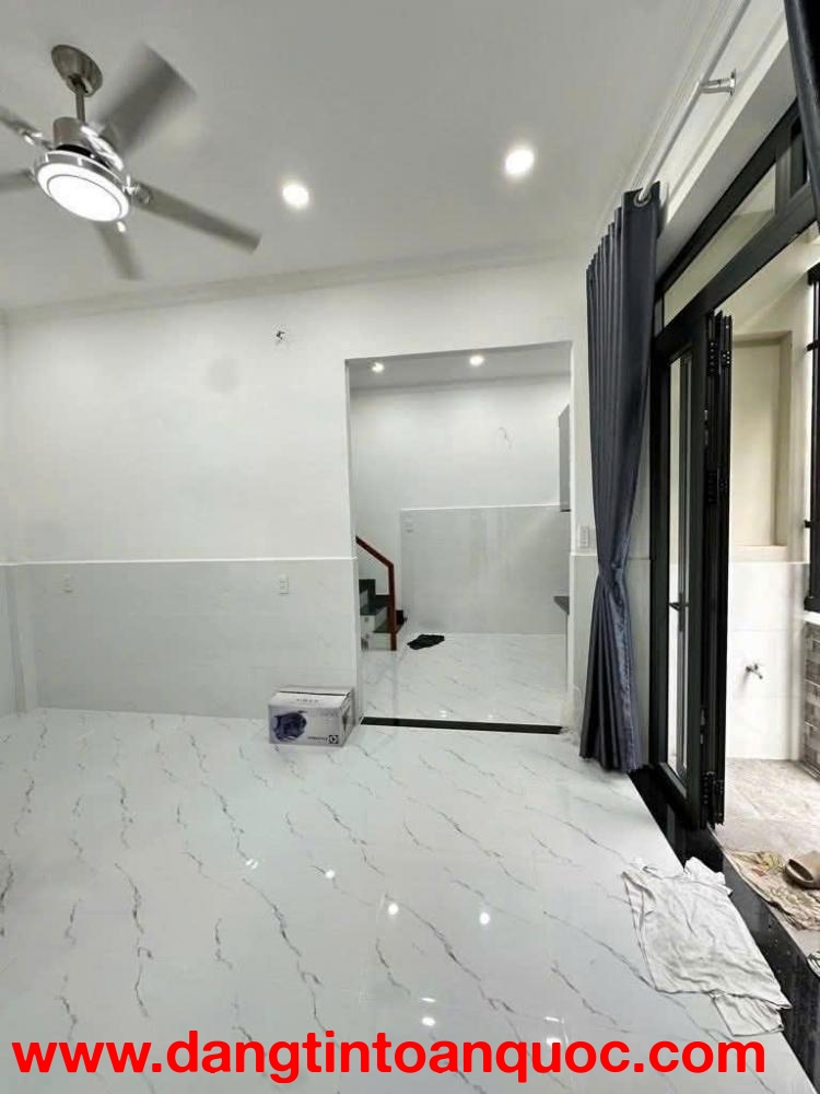 Bán nhà HXH Trường Sa, phường 3, Tân Bình (4*10) 4 tầng chỉ 8,2 tỷ