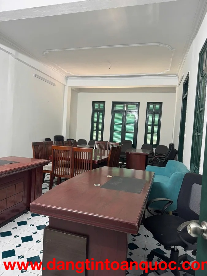 SIÊU HIẾM NGÕ Ô TÔ TRÁNH PHỐ HOÀNG QUỐC VIỆT 60M 5T MT5,9M NHỈNH 33 TỶ LÔ GÓC-KINH DOANH ĐỈNH