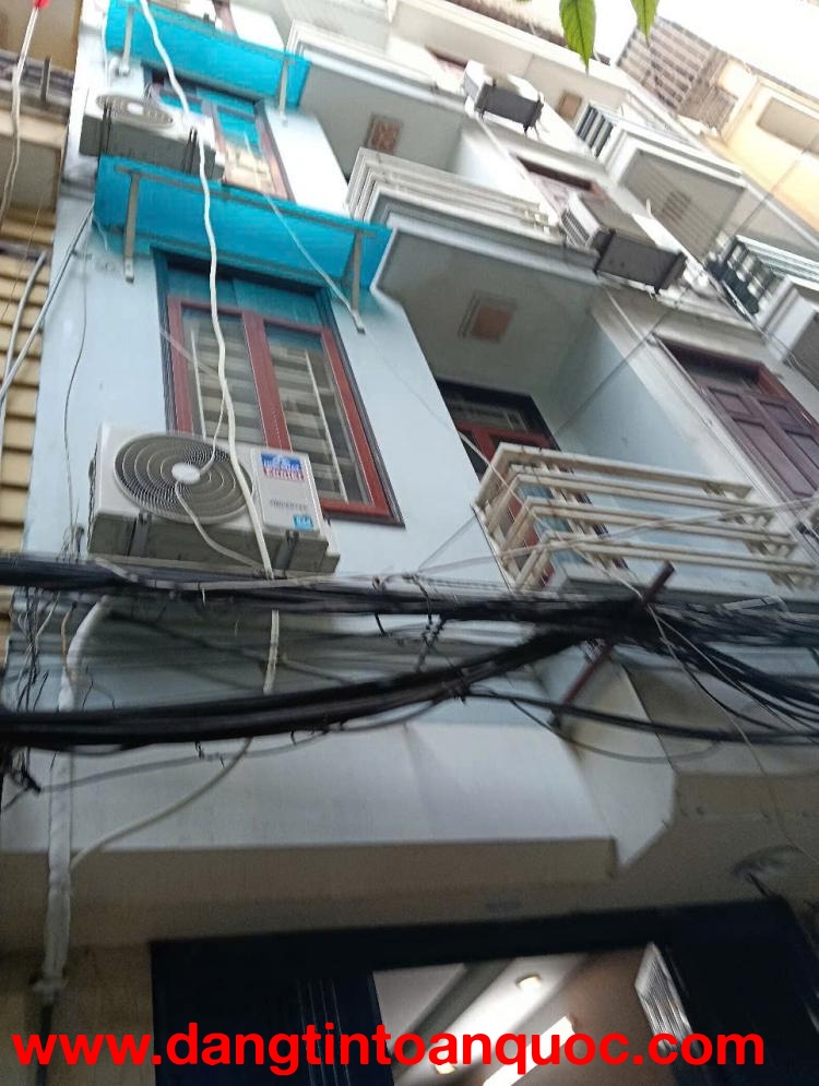 Bán gấp giá rẻ oto kinh doanh Trương Định 33m, 4 tầng, mặt tiền 3m, 10.4 tỷ Hoàng Mai.