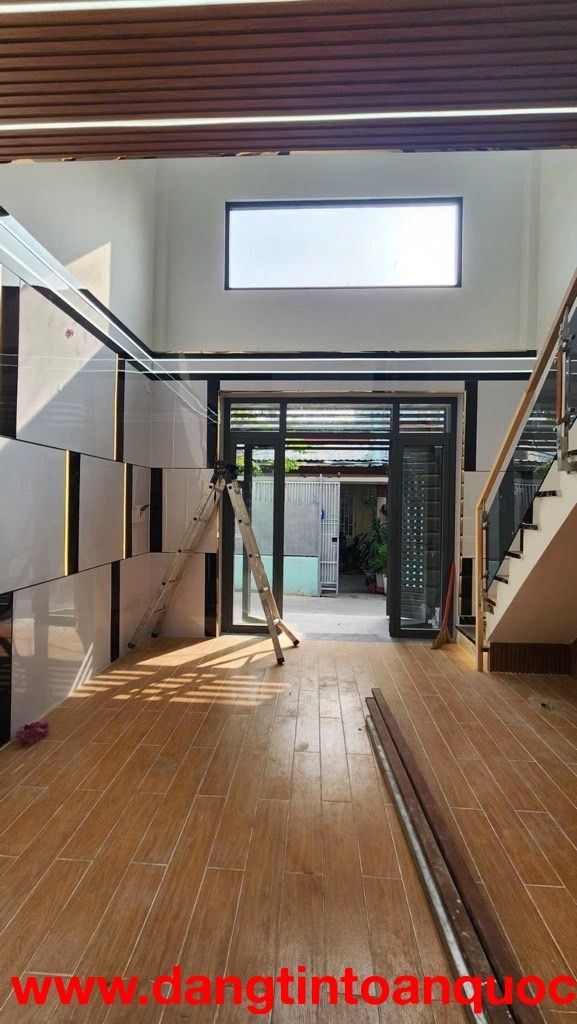 HẺM THẲNG – CÁCH MẶT TIỀN VÀI BƯỚC – NHÀ MỚI 100%