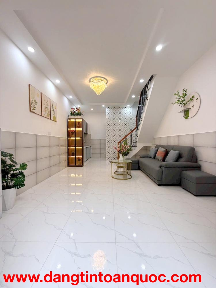 Nhà mới hẻm 337/ Đường Ba Đình P8Q8, Giá : 4.13 Tỷ (TL)