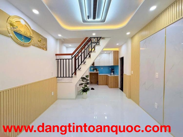 Nhà 2 tầng mới căn góc hẻm Dương Bá Trạc P.Chánh Hưng. Giá 3,18 tỷ TL