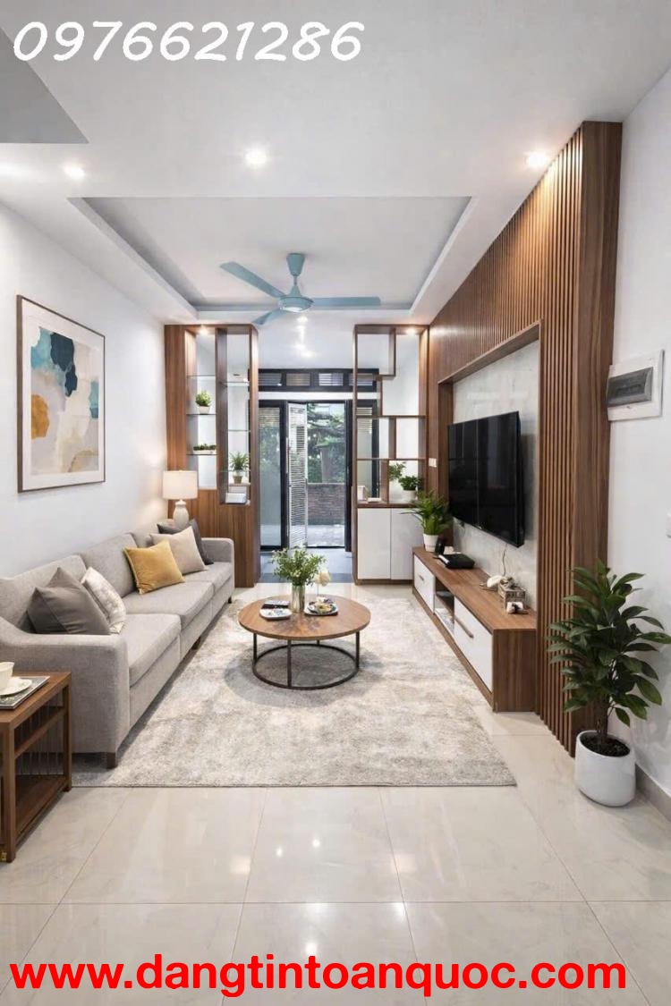 Bán nhà Kẻ Tạnh - 36m² - Nhà dân xây kiên cố - Khu phân lô bàn cờ - Ô tô đỗ cửa - Giá 8,x tỷ