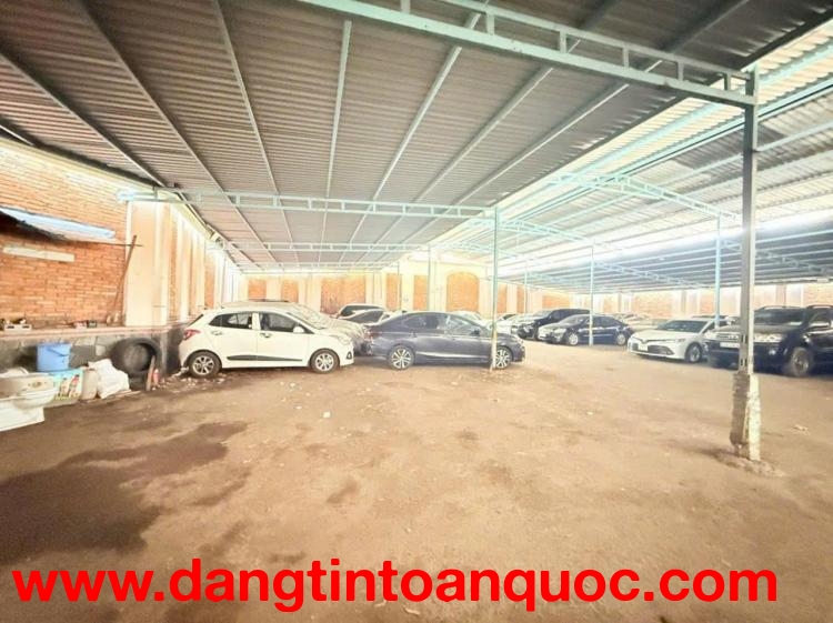 Bán nhà mặt tiền 4 Bàu Cát 4 phường 14, Tân Bình, (25*37) DT khủng