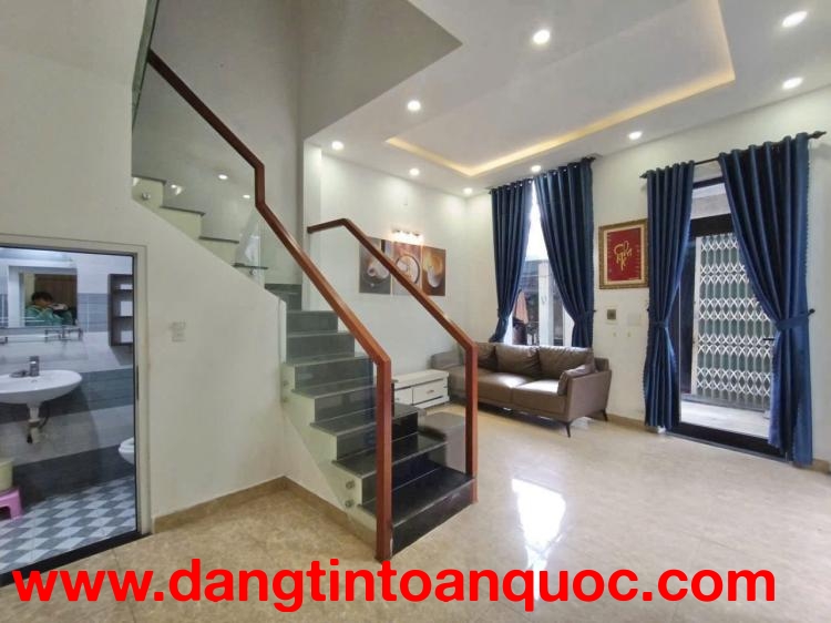 ► K Hoàng Diệu, 2 mặt toáng, 51m2 3 tầng 3PN khép kín, sân thượng trước-sau 3.xx tỷ