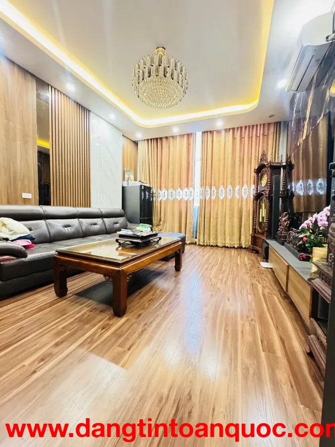 TRUNG TÂM BA ĐÌNH PHỐ HOÀNG HOA THÁM 65M 5T NHÀ ĐẸP FULL NỘI THẤT NGÕ Ô TÔ TRÁNH – KINH DOANH ĐỈNH