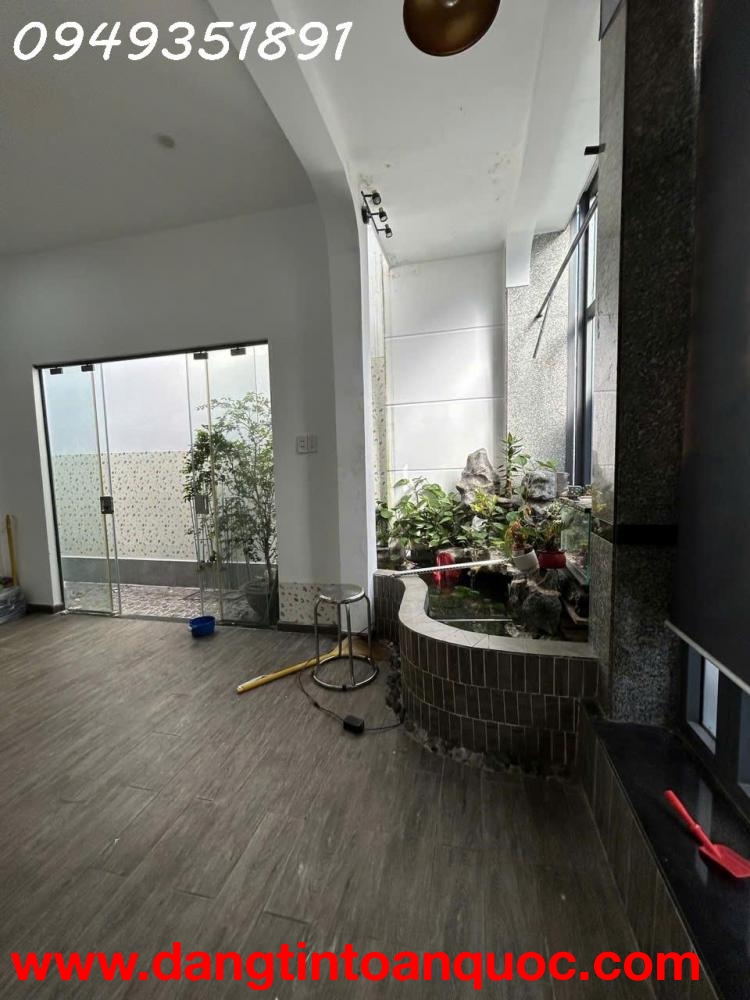 NHÀ SÁT MẶT TIỀN - KHU BÀU CÁT - 105M2- 3TẦNG - GIÁ 8,5TỶ