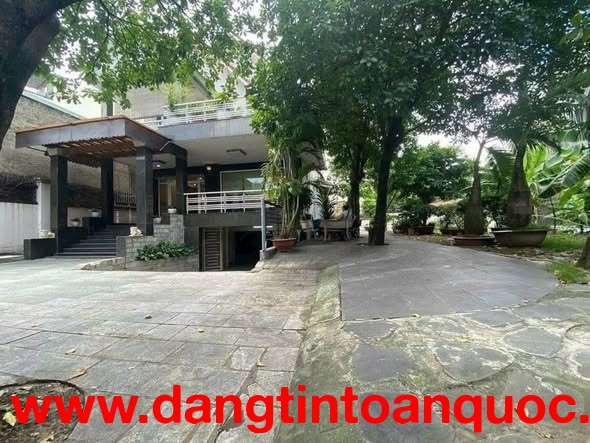 Bán nhà mặt tiền 1 hầm 3 tầng 25x43m giá 77,9 tỷ Đường Lê Thị Riêng