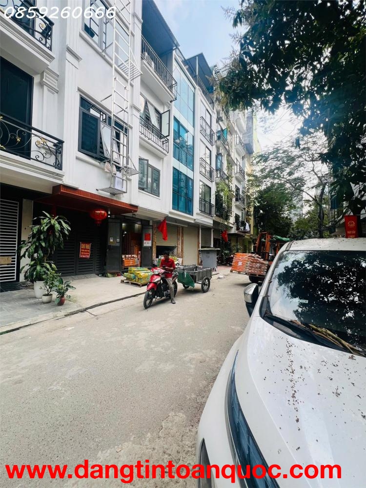 Bán nhà trung tâm Từ Liêm lô góc – ô tô tránh – ở ngay gần ĐH Thương Mại hơn 10 tỷ