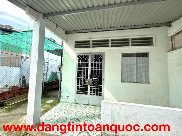 Bán nhà gần Bệnh viện Thủ Đức 96m2 ngang 6m giá 4.2 tỷ