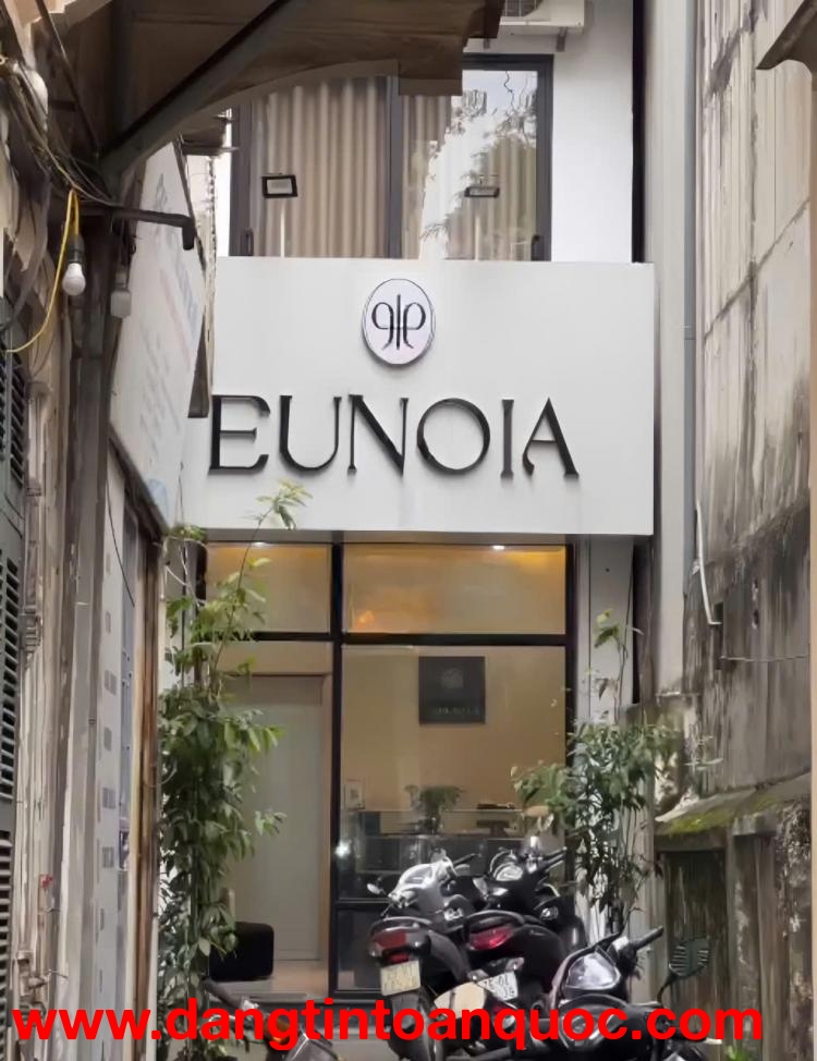 SANG NHƯỢNG SPA – 71 TRẦN QUỐC TOẢN, PHƯỜNG TRẦN HƯNG ĐẠO, QUẬN HOÀN KIẾM, HÀ NỘI