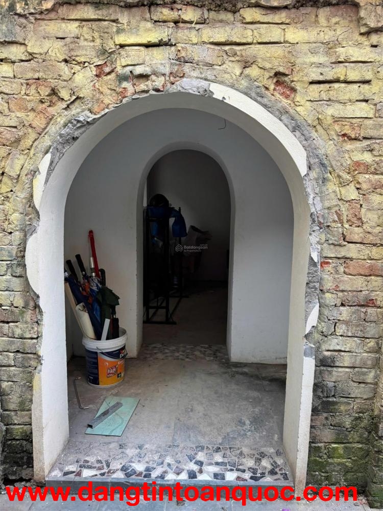 Cho thuê biệt thự cổ kiểu pháp phố đặng thái thân trung tâm quận hoàn kiếm