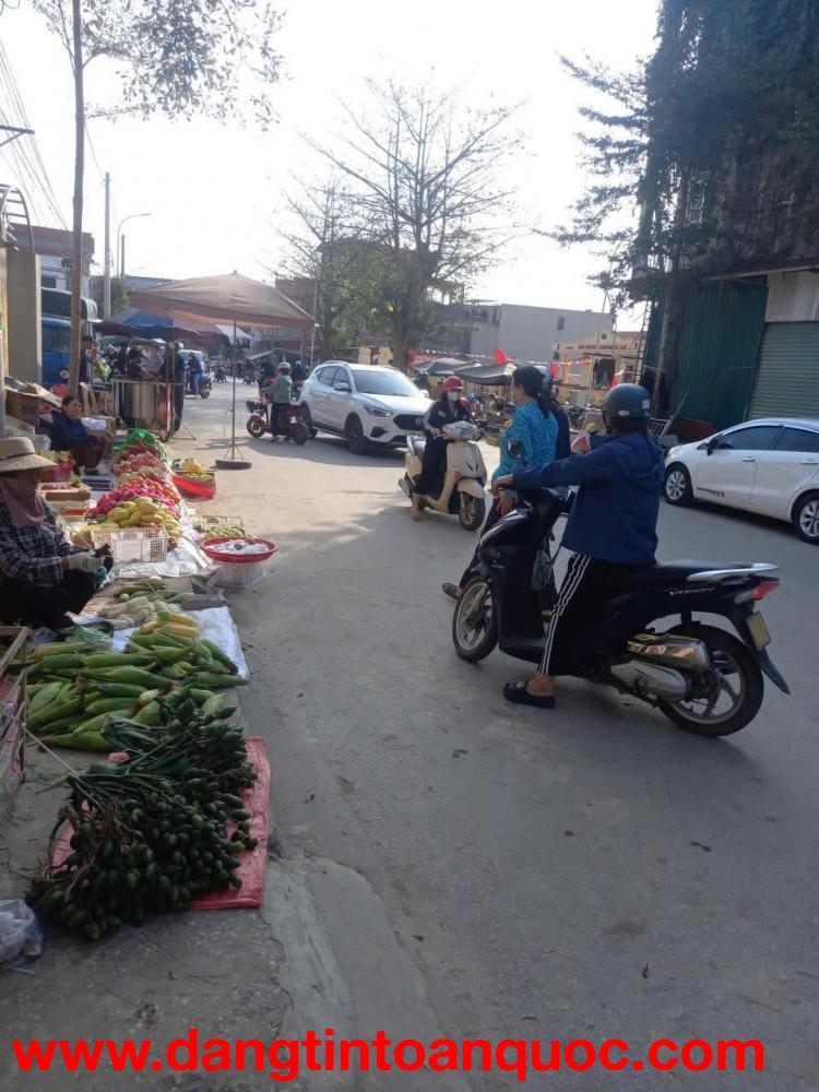 CHÍNH CHỦ BÁN ĐẤT VỊ TRÍ KINH DOANH ĐẸP , NGAY CỔNG CHỢ CHÈ,THIỆU HÓA, THANH HÓA