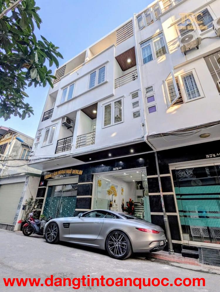 ????????Nhà mặt ngõ tuyến 2 Nguyễn Văn Linh - 49m 4 tầng - Giá 4.4 tỉ - ô.tô đỗ cửa