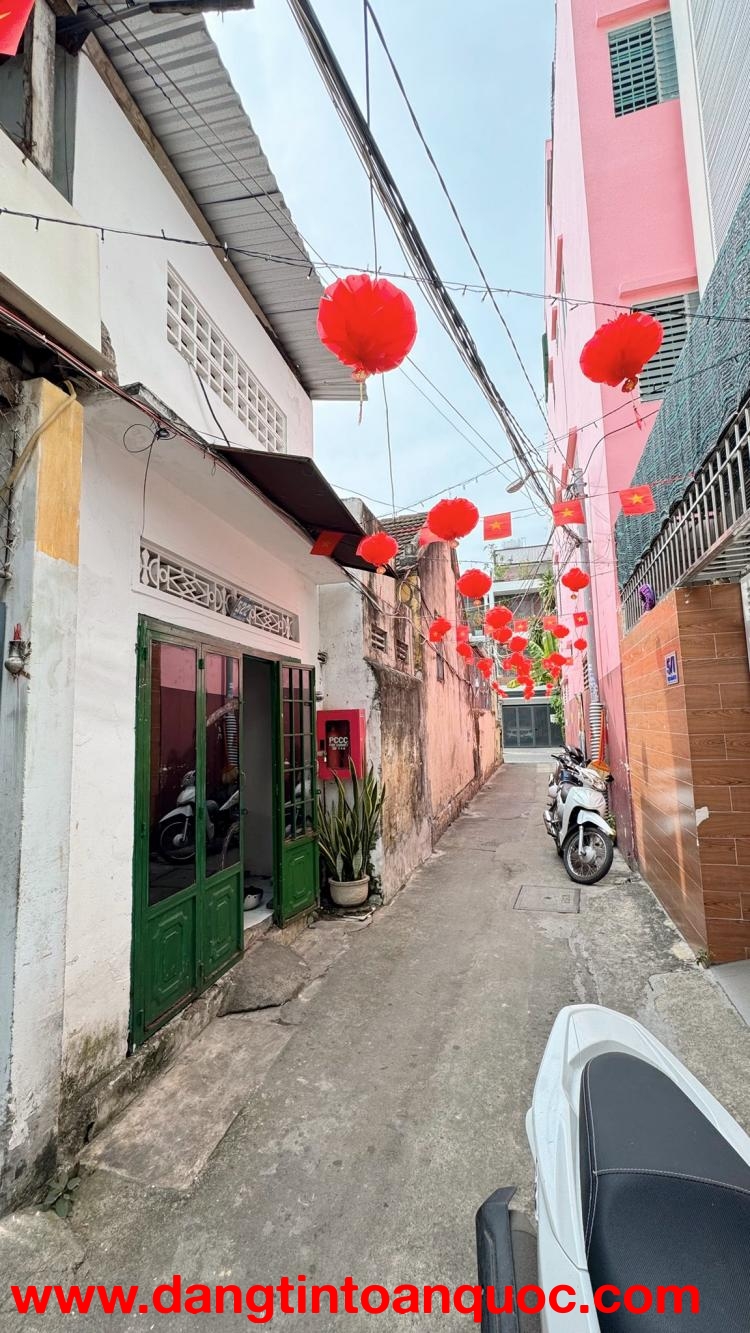 CHỦ MUỐN ĐỂ LẠI CĂN NHÀ  NGAY TTTP KHU BÀN CỜ HẺM THÔNG ĐƯỜNG MẠC ĐỈNH CHI P.NHA TRANG