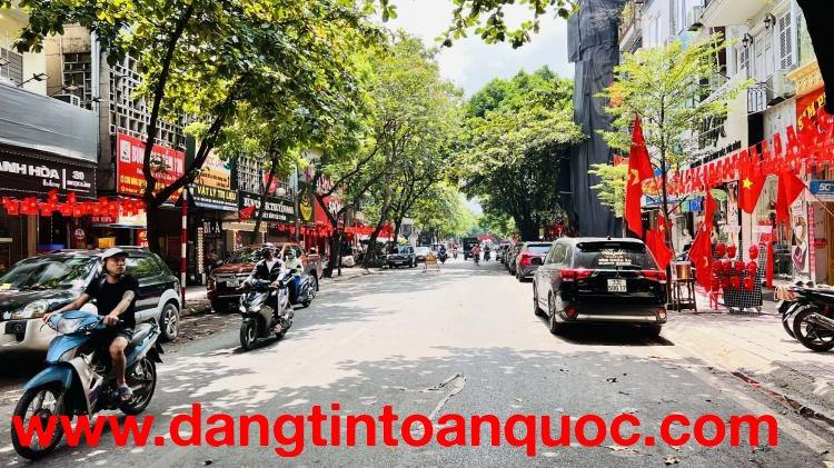 nhà đẹp Ngọc Lâm, 75m x 6tầng, vỉa hè, ôtô tránh, gần trường học + chung cư cao cấp, kinh doanh ngày