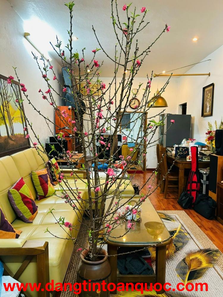 CHO THUÊ MẶT BẰNG KINH DOANH HOẶC ĐỂ Ở -VỊ TRÍ ĐẸP, TIỆN LỢI TẠI PHỐ THÀNH CÔNG, PHƯỜNG GIẢNG VÕ, HÀ