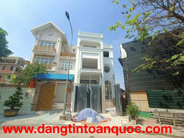 Bán nhà mặt phố Lâm Quang Ky, TML Thủ Đức (Q2 cũ), 238m2, Hầm 3 tầng hồ bơi, 59.5 tỷ
