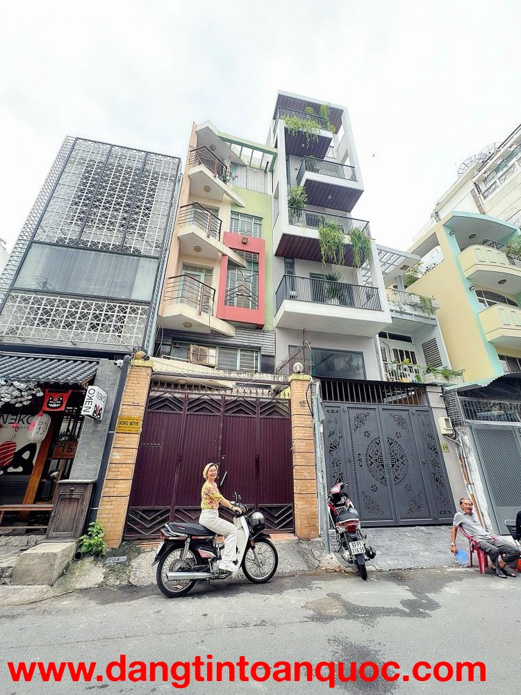 CHÍNH CHỦ BÁN NHÀ MẶT TIỀN 7 TẦNG Đ. ĐINH CÔNG TRÁNG, QUẬN 1 - 4M*25M VUÔNG ĐẸP* LIÊN HỆ GIANG GIANG