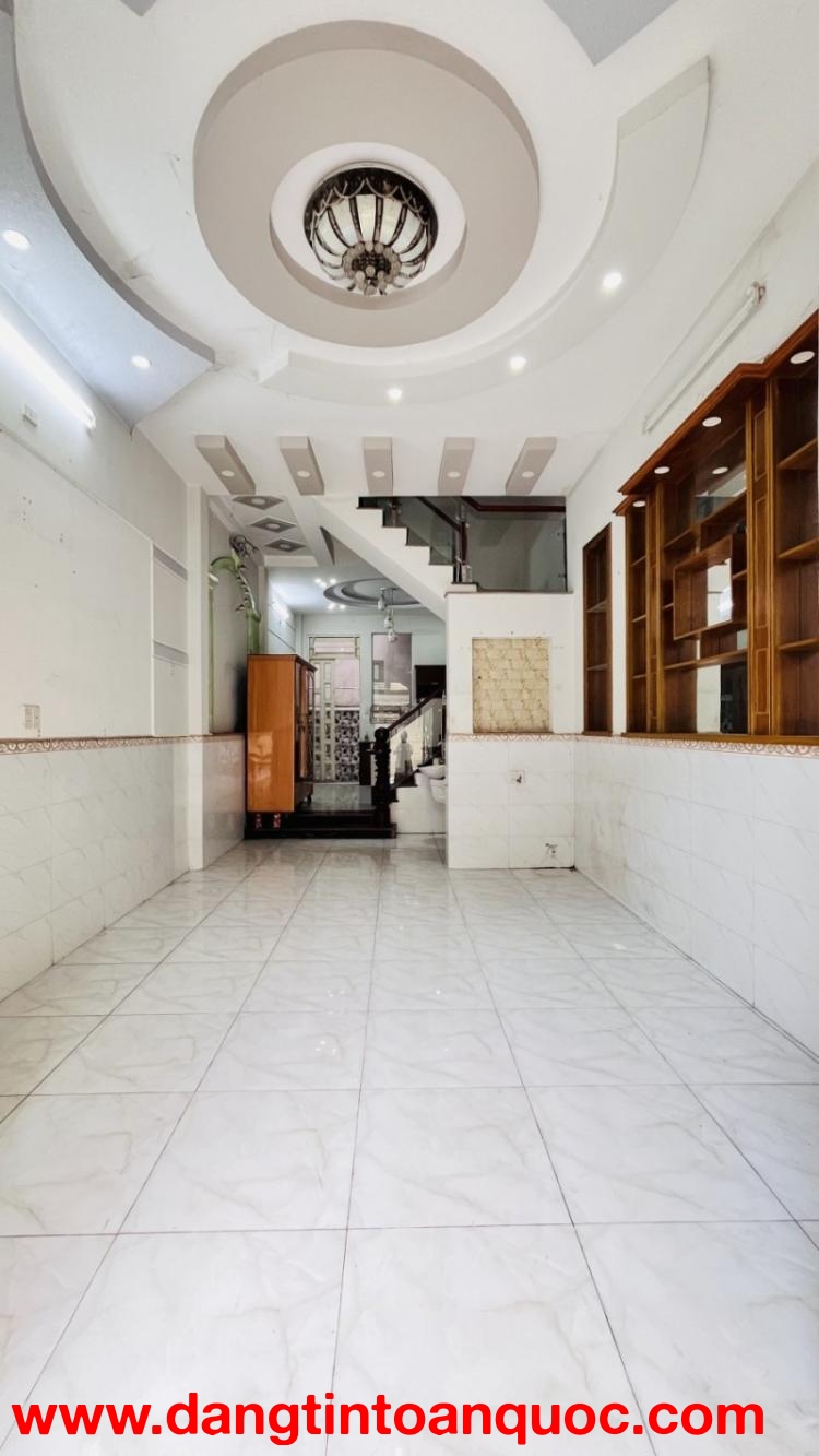 NHÀ 4 TẦNG ĐẸP – HẺM XE HƠI – GẦN MẶT TIỀN LÊ VĂN KHƯƠNG QUẬN 12– CHỈ 5.950 TỶ.