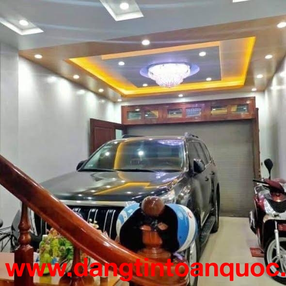 VIP, Bán nhà Vạn Bảo, phân lô ô tô vào nhà, lô góc, 57m, chỉ 20 tỷ