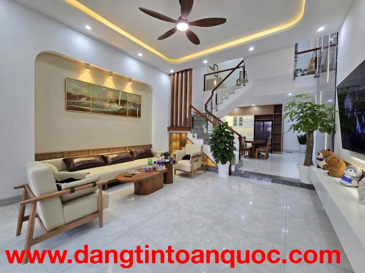 ????????Bán nhà 3 tầng 3 mê đường Bàu Năng 6 - FULL nội thất