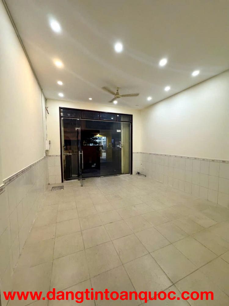 NHÀ ĐẸP CHÍNH CHỦ - GIÁ TỐT - Vị Trí Đẹp Tại Quận 8, TPHCM