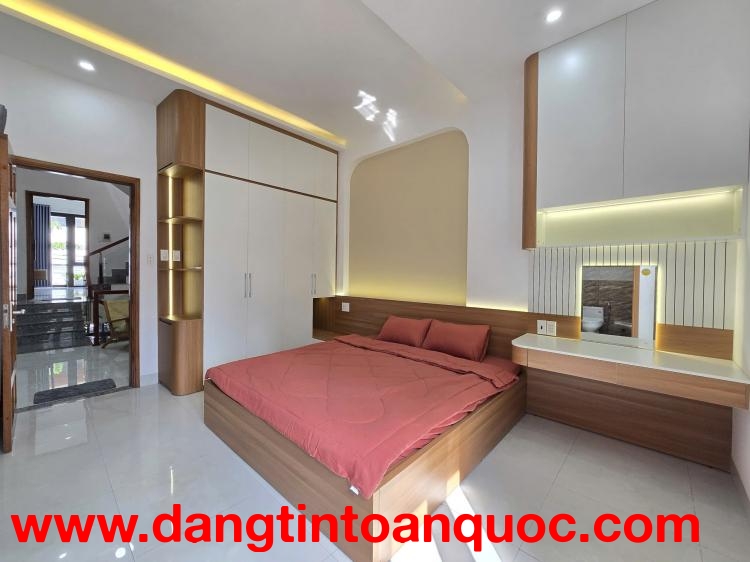 NHÀ 3 TẦNG 3 MÊ  BÀU NĂNG 6 - Phong cách LUXURY FULL NỘI THẤT