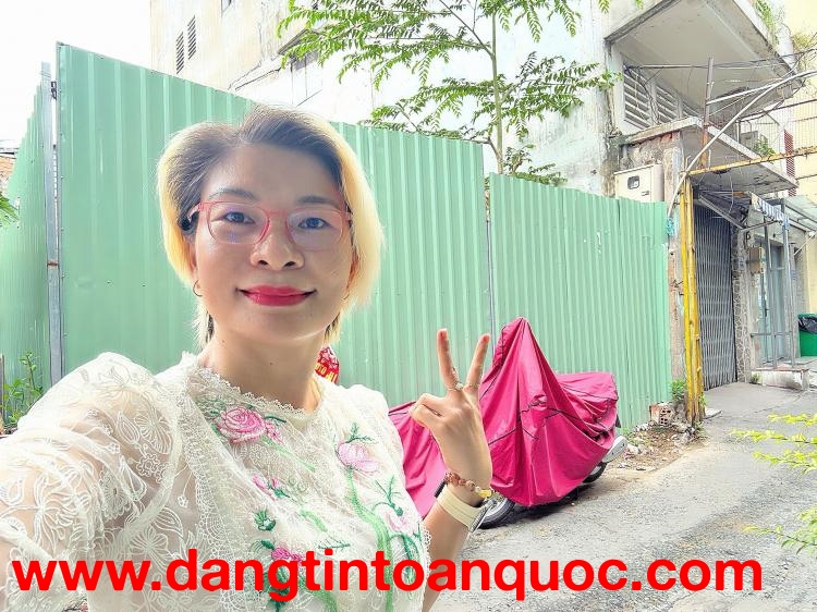 BÁN ĐẤT 2 MẶT TIỀN - XE HƠI ĐẬU CỬA Đ. NGUYỄN CƯ TRINH, QUẬN 1 - NGANG HIẾM 6M*11M - XD 5 TẦNG SÂN T