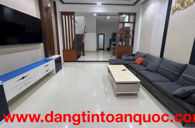 ????????HÀNG HIẾM - Bán nhà 2 tầng đường Hòa Minh 4 - Sát biển