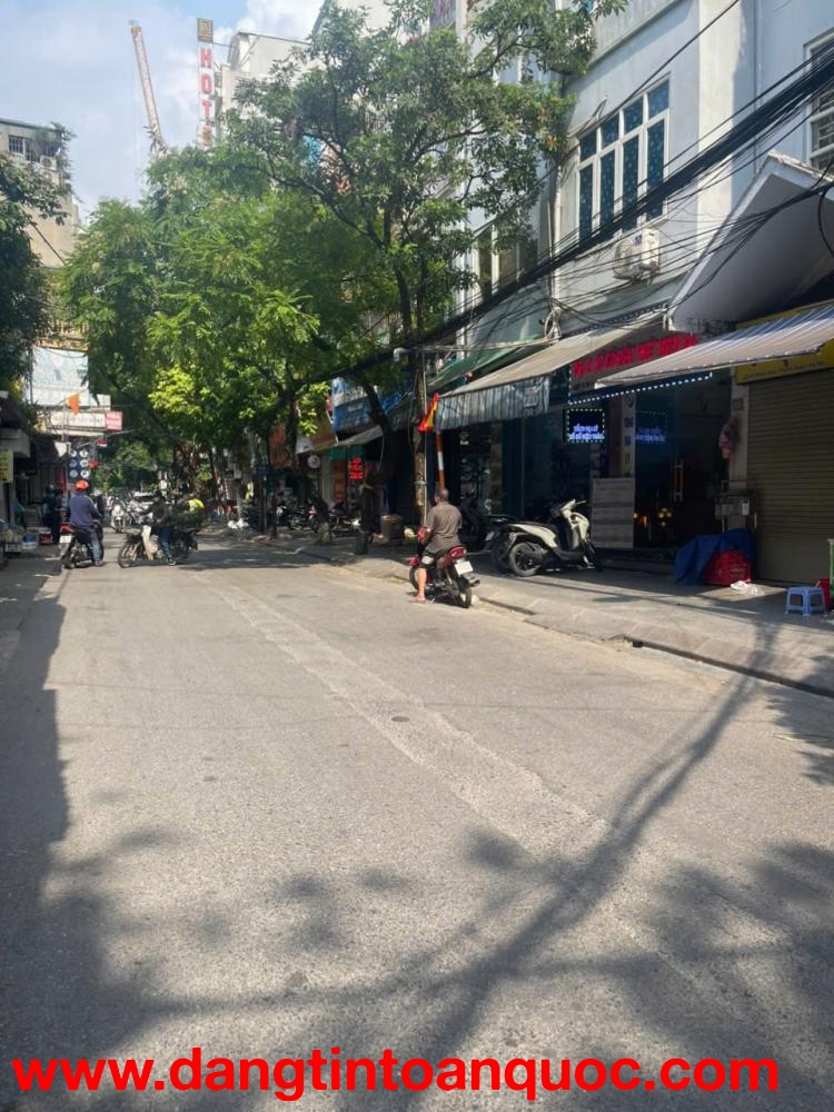 Bán nhà mặt phố Nhân Hòa, Vũ Trọng Phụng